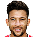 Macauley Bonne